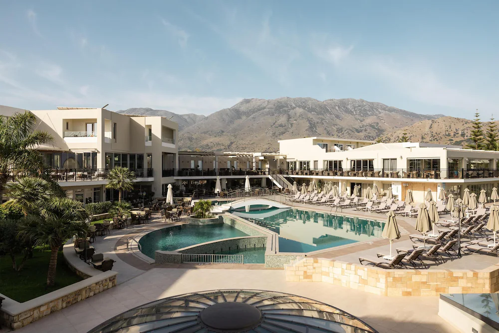 Vantaris Palace Hotel