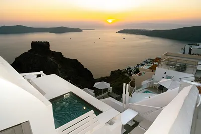 Anemos Cave Suites