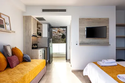 Lines Concept Accommodation