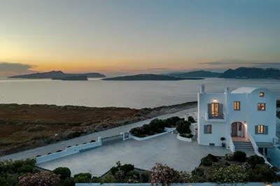 Hemera Holiday Home Villa on Santorini