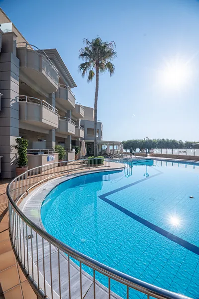 Molos Bay Hotel