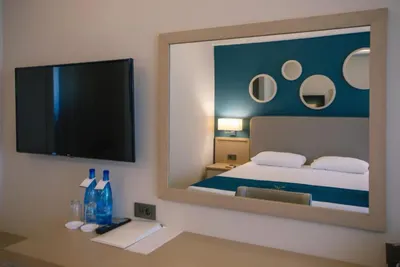 Almyros Beach Resort & Spa
