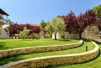 PORTES BEACH HOTEL