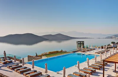 Royal Marmin Bay Boutique & Art Hotel
