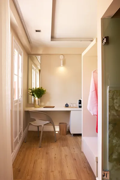 Vrachos Athens Suites