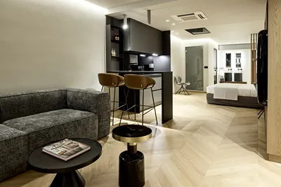 Cama Luxury Suites Kavouri