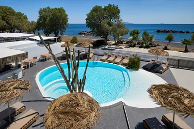 Nissia Beach Apartments & Suites Santorini