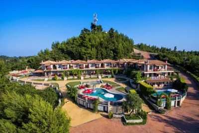 Akritas Ef Zin Villas & Suites