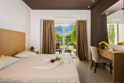 ANAVADIA HOTEL