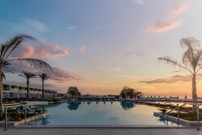 GENNADI GRAND RESORT