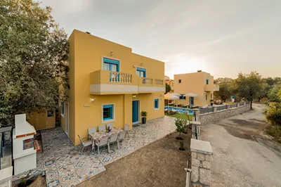 Lindos Luxury Retro Villas