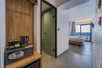 Island Sea Side Hotel | Adults Only