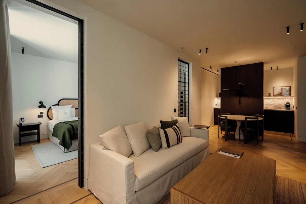 Athens Capital Suites-Mgallery Collection