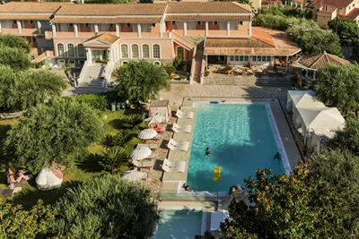 Nefeli Hotel