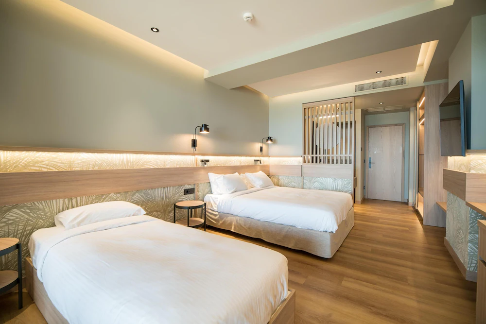 Senseana Sea Side Resort & Spa