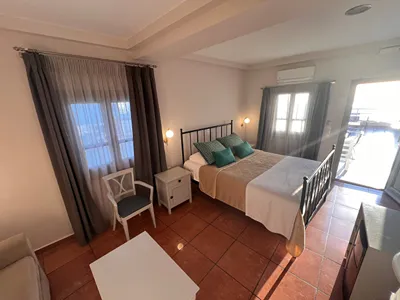 Theoxenia Hotel Santorini