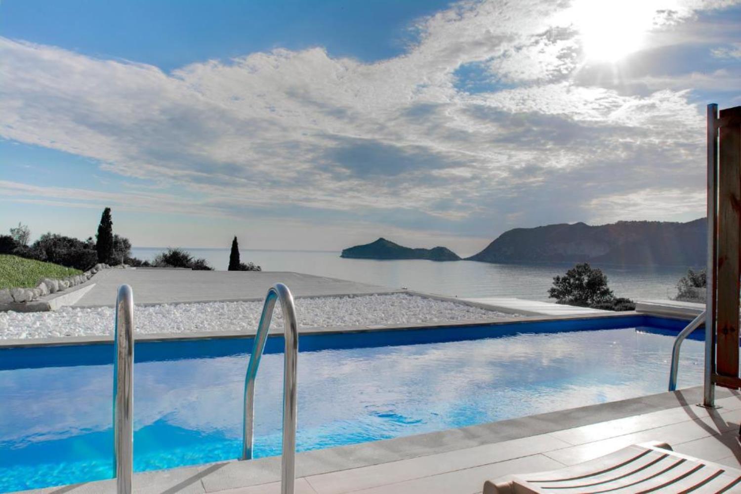 Ninos Porto Demo Boutique Hotel
