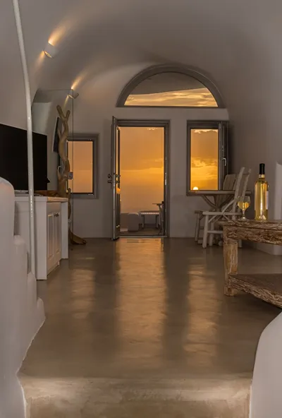 Iliovasilema Suites Santorini