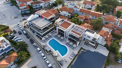 Agnes Deluxe Hotel