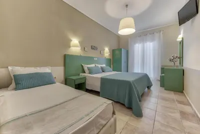 Zefyros Eco Hotel