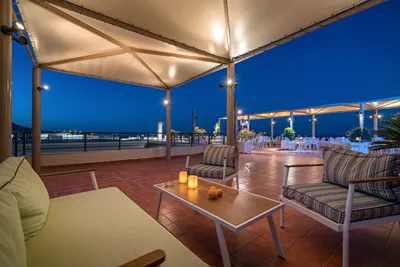 Strada Marina Hotel
