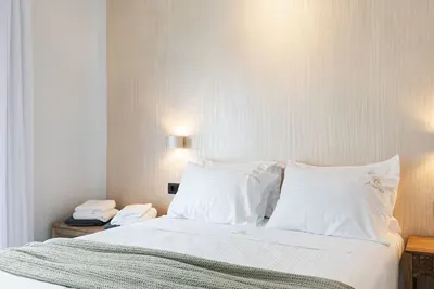 Ivi Mykonean Suites