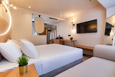 Enorme Epavli Urban Living