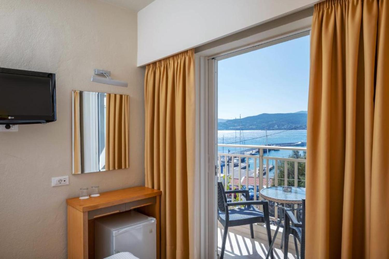 Kitro Hotel