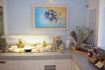 Hotel Myrtis