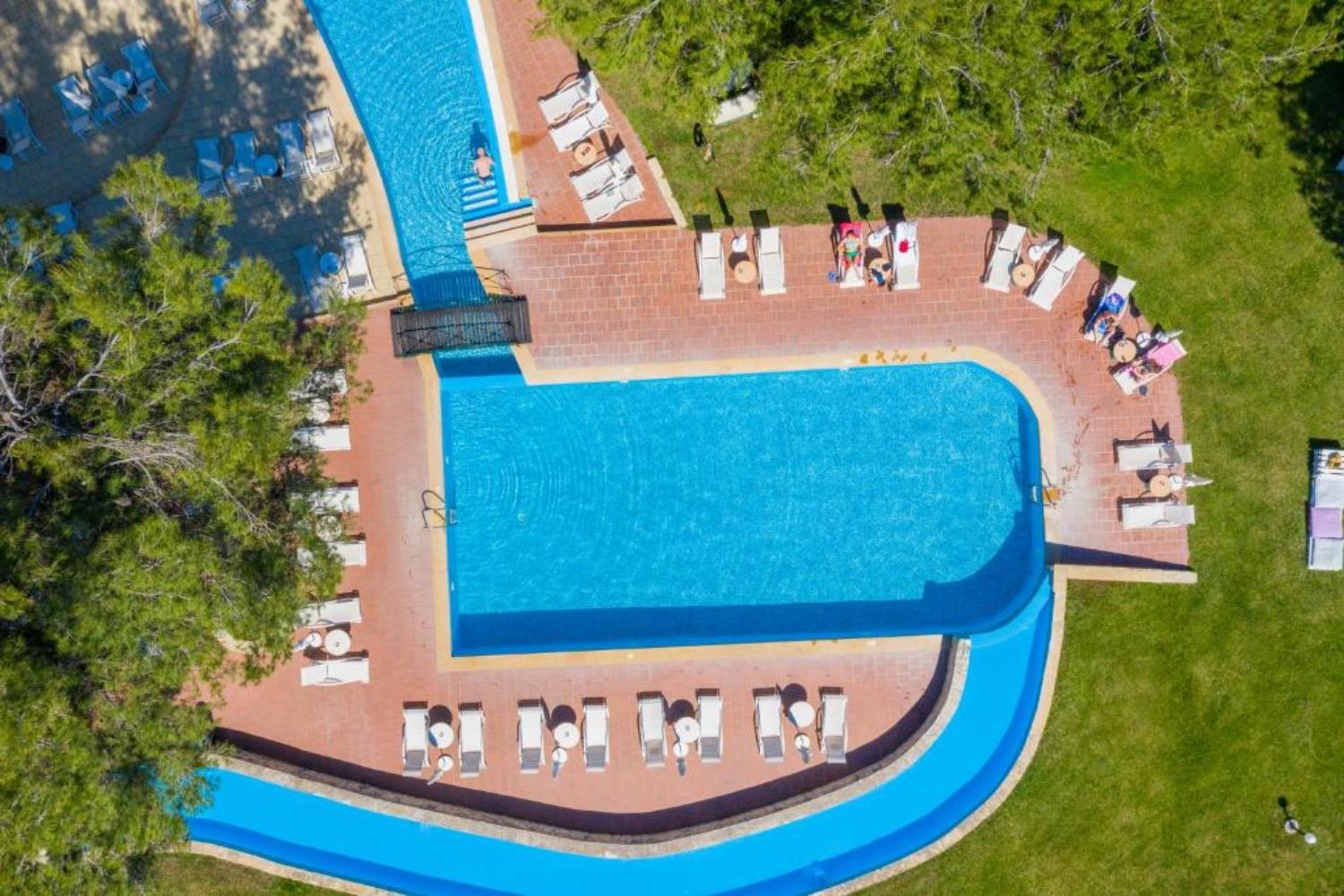 Zeus Eleva Kassandra Lagoon