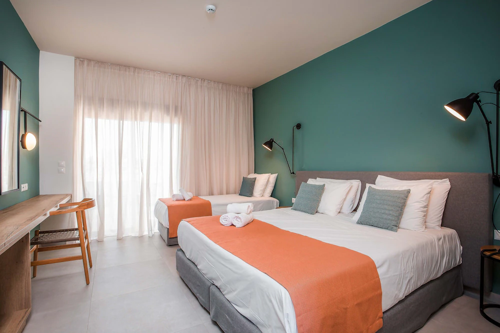 Mazoren Art Hotel