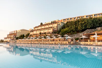 Apostolata Island Resort & Spa