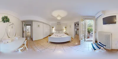 Koukaki Residence