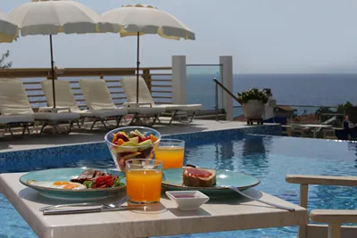 Anny Residence & Suites