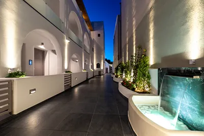 Deluxe Suites Santorini