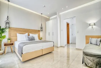 Sarantis Hotel