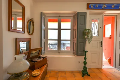 D' Aniel Mansion