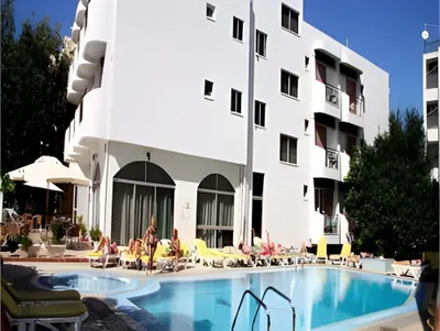 Captain's Hotel