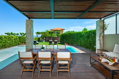 Sunny Villas Resort and Spa