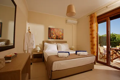 Cretan Vineyard Hill Villa