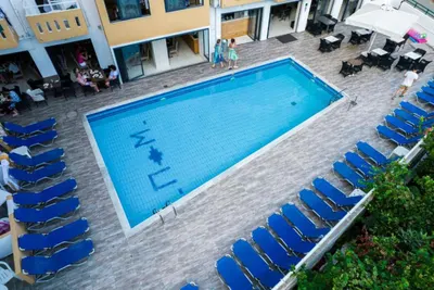 Pela Maria Hotel