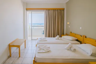 Zephyros Hotel