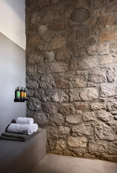Kedros Milos Suites