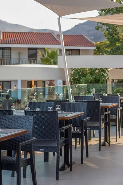 Golden Coast Hotel & Bungalows