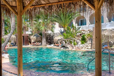Gloria Maris Hotel Suites & Villas