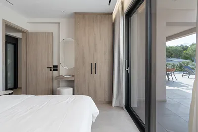 Kymothoe Elite Suites