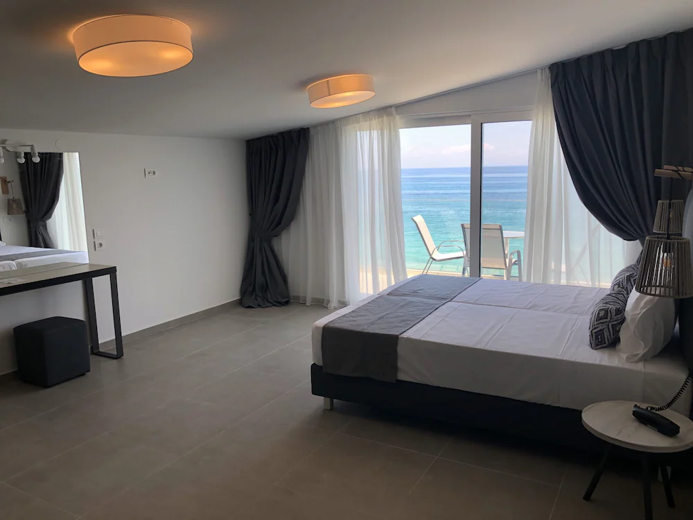 Golden Coast Suites