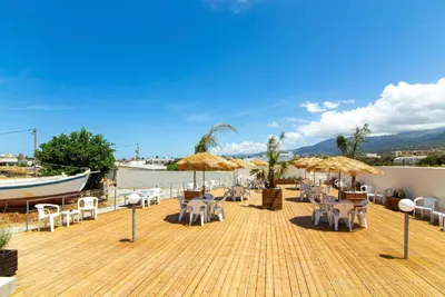 Triton Hotel