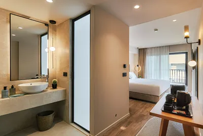 Enorme Epavli Urban Living