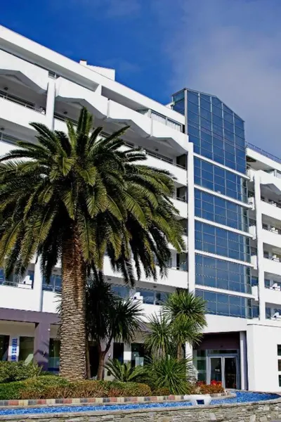 Cronwell Platamon Resort